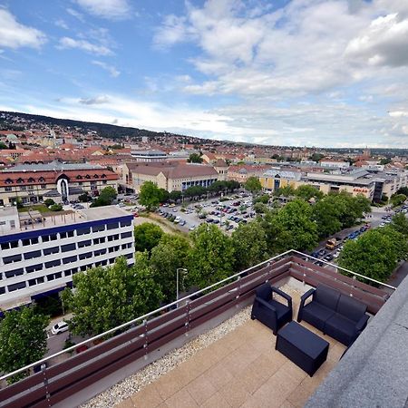 Panoráma City Apartman Pécs Exterior foto
