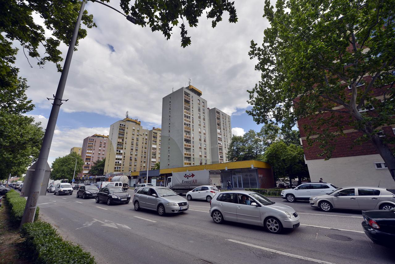 Panoráma City Apartman Pécs Exterior foto