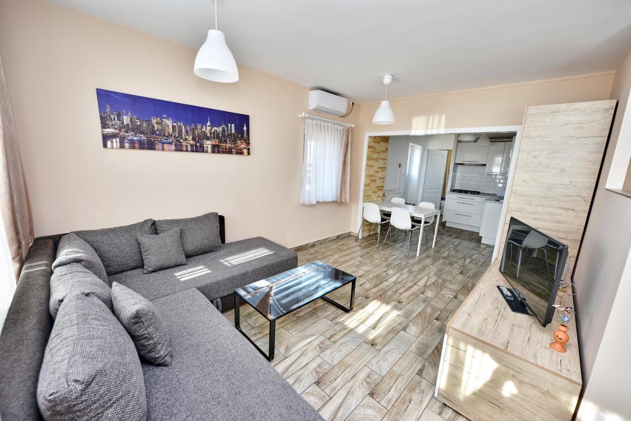 Panoráma City Apartman Pécs Exterior foto